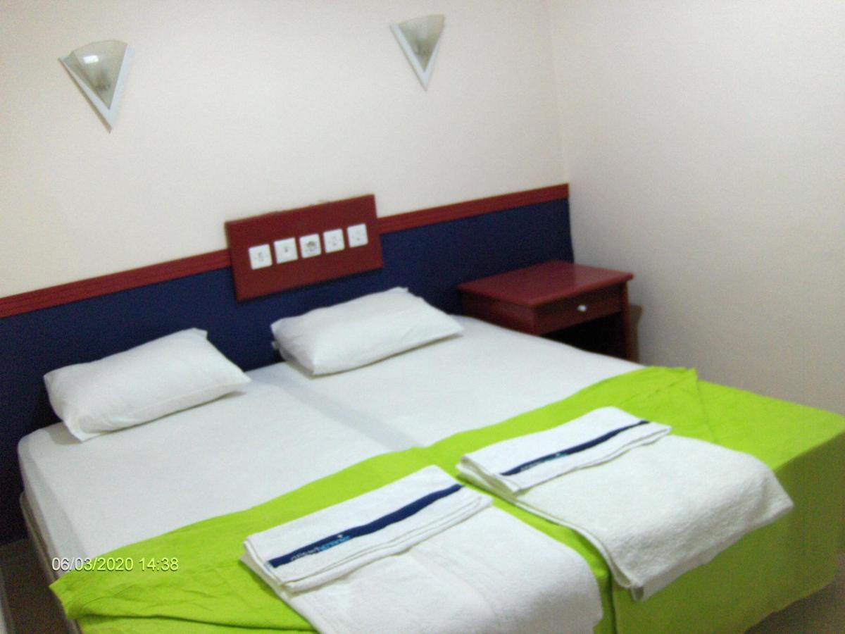 Odessa Otel 아브살라르 외부 사진