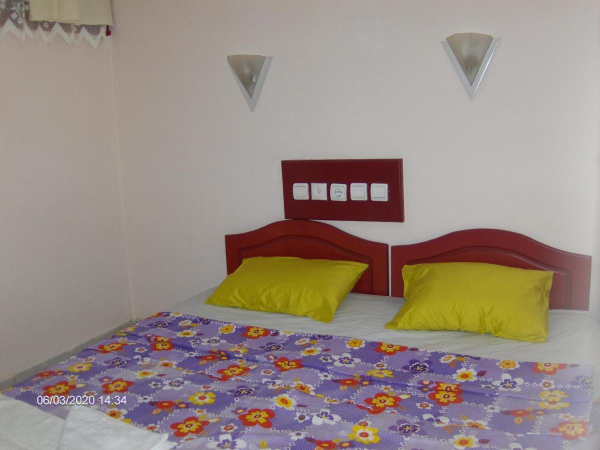Odessa Otel 아브살라르 외부 사진