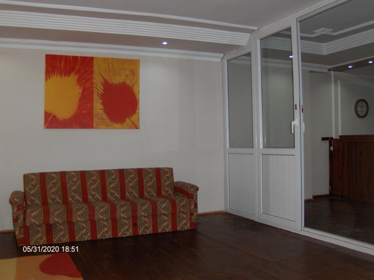 Odessa Otel 아브살라르 외부 사진